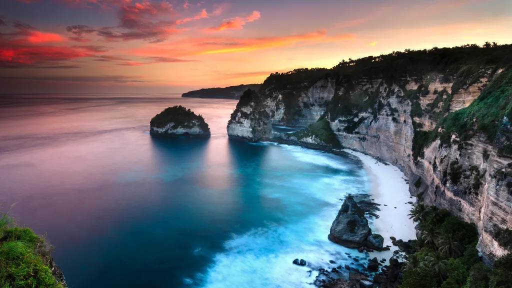 Uluwatu Temple & Sunset Tour — Bali
